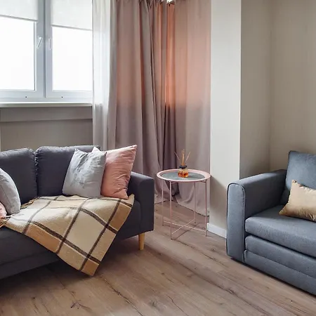 4 Rent Cozy, 2 Bedrooms With An In-house Restaurant Chisinau